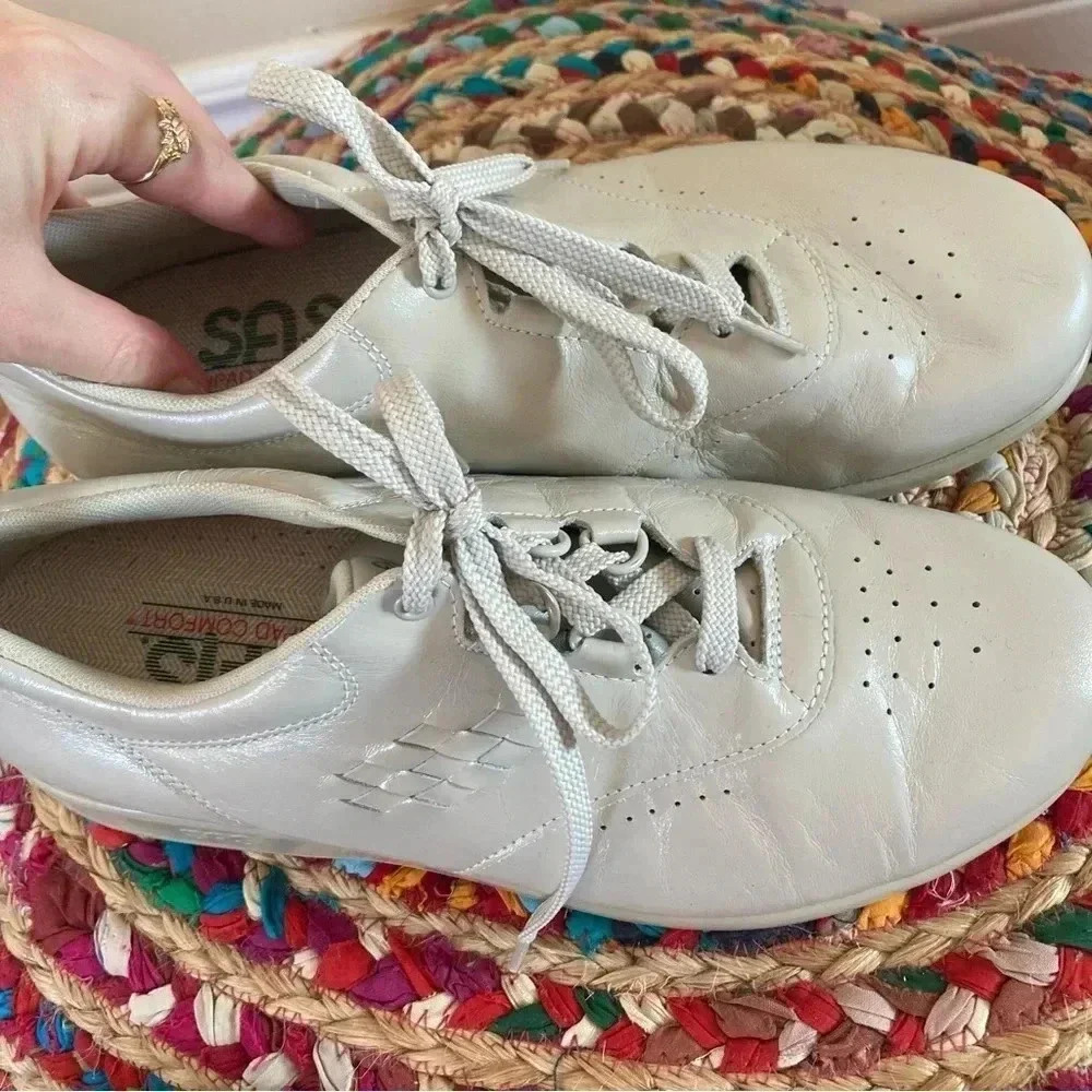 SAS  beige sneakers shoes